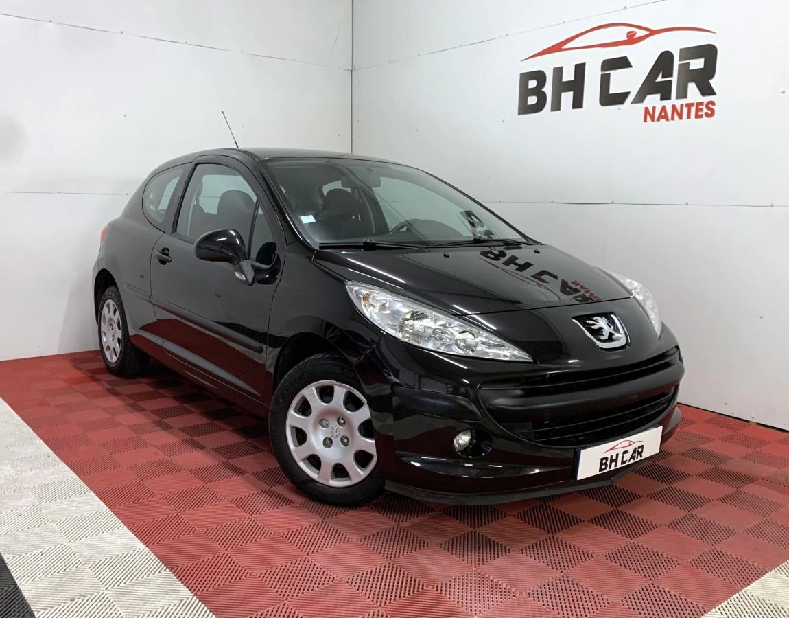 Image: Peugeot 207 1.4 75 URBAN