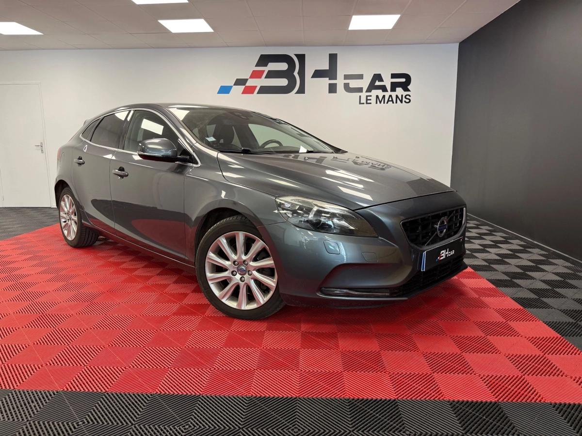 Image: Volvo V40 2.0 D3 150 SUMMUM GEARTRONIC BVA