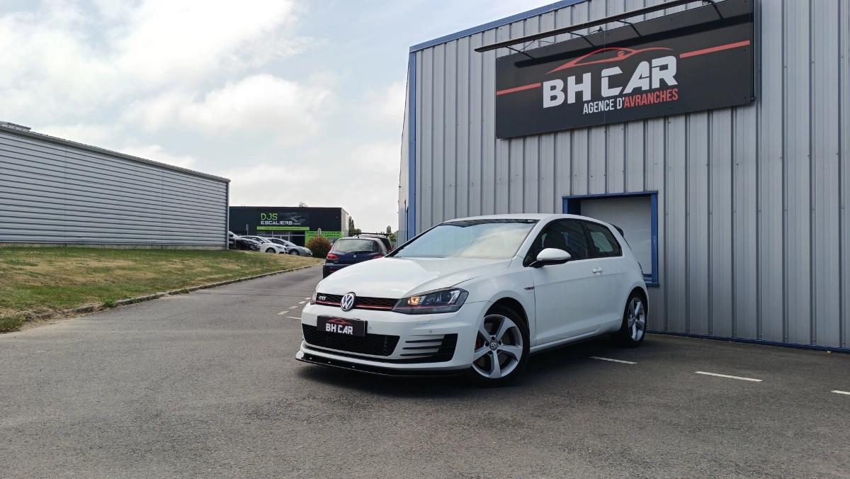 Image: Volkswagen Golf 2.0 TSI 230 BLUEMOTION GTI PERFORMANCE *Entretien complet *ATTELAGE