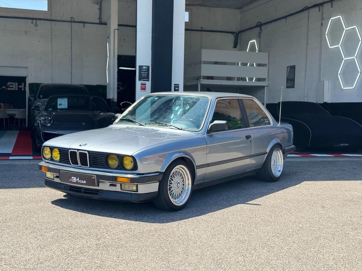 Image: Bmw Serie 3 E30 325i coupé