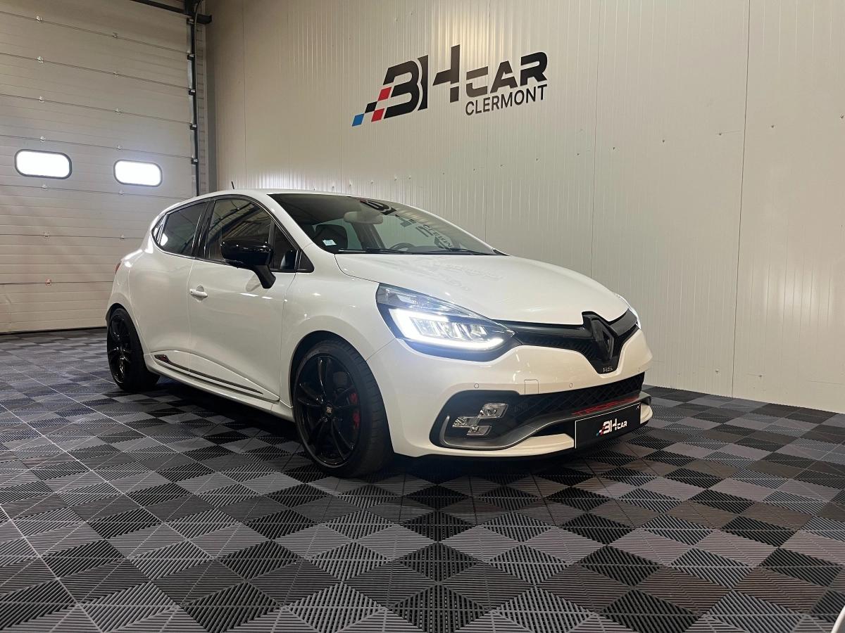 Image: Renault Clio 1.6 220 RS TROPHY EDC BVA