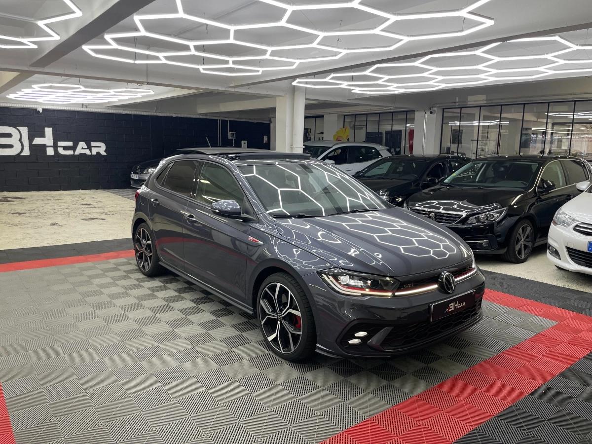 Image: Volkswagen Polo 6 GTI PHASE 2 - 2.0 TSI 207 CH - TOIT OUVRANT