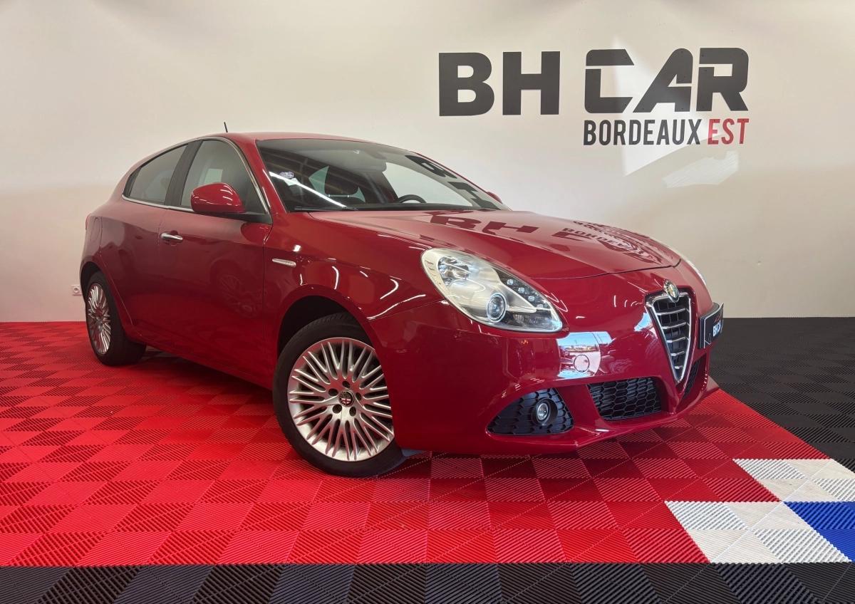 Image: Alfa Romeo Giulietta 1.4 MULTIAIR 170 DISTINCTIVE