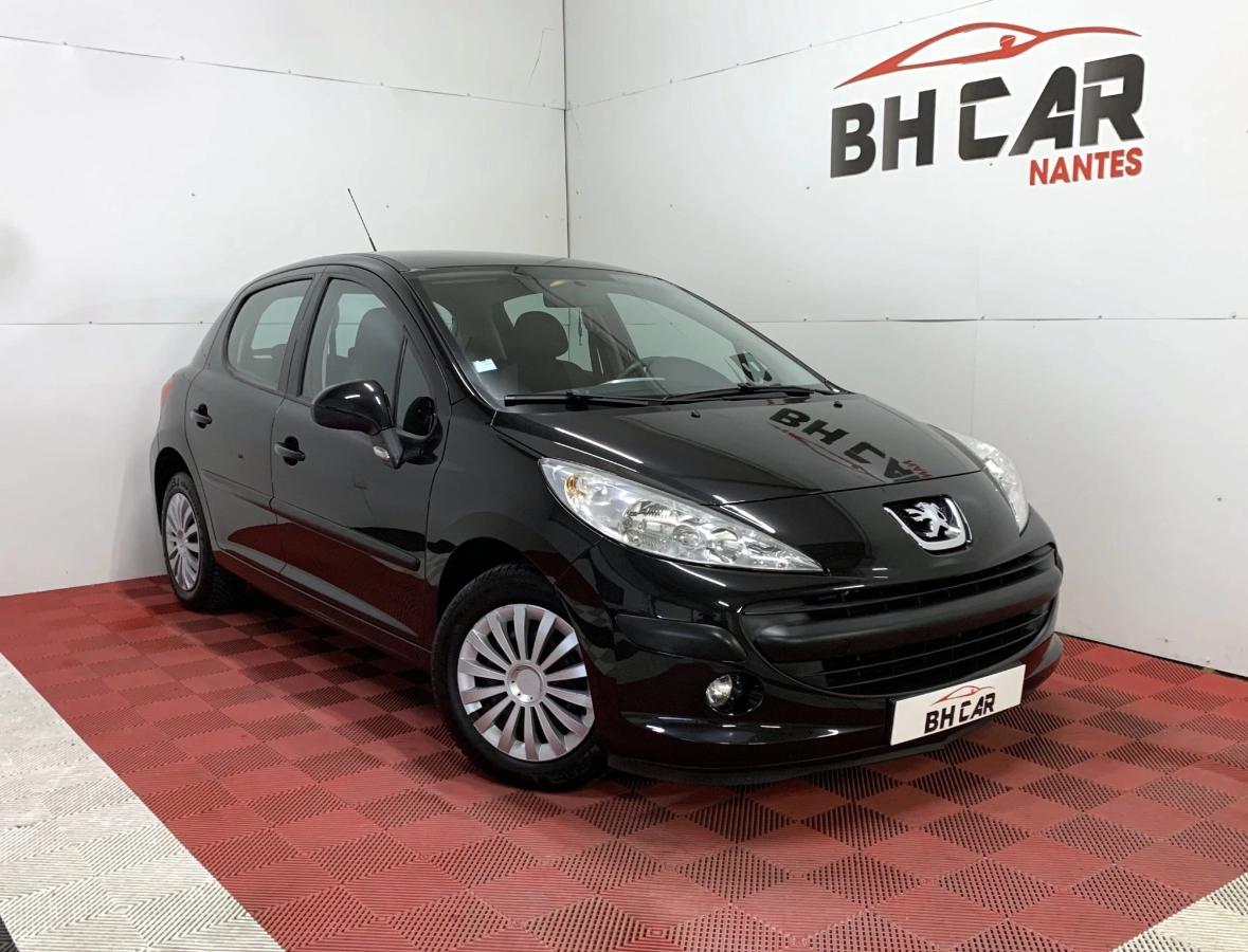 Image: Peugeot 207 1.4 75 URBAN