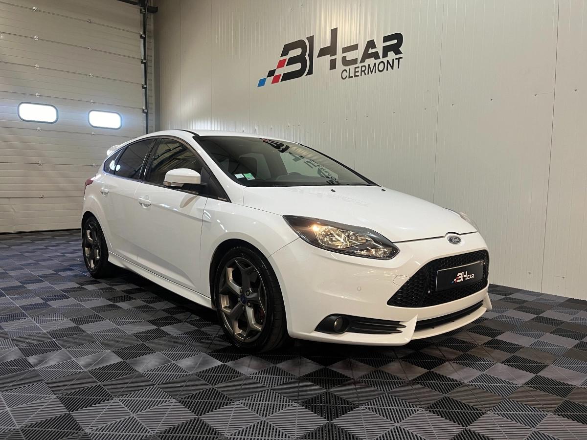 Image: Ford Focus 2.0 ECOBOOST 250 ST
