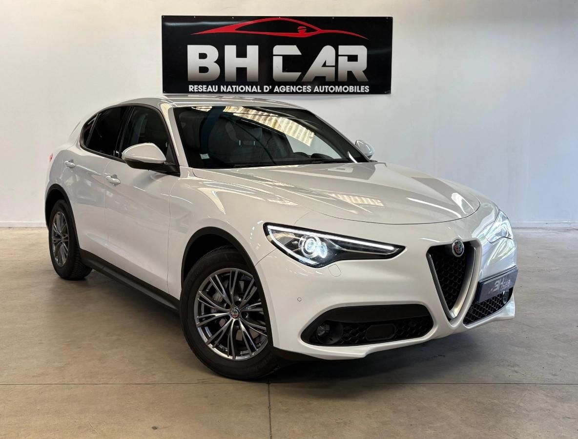 Image: Alfa Romeo Stelvio 2.2 D 180 CH SUPER