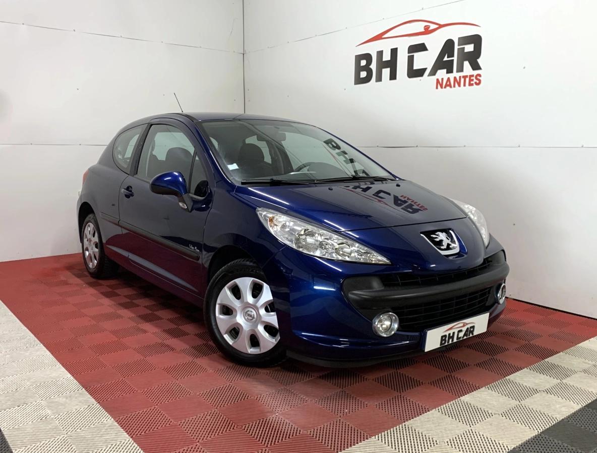 Image: Peugeot 207 1.4 75 URBAN