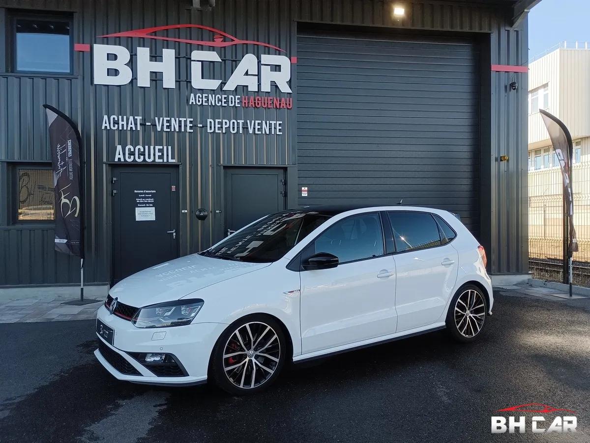 Image: Volkswagen Polo 1.8 GTI 192CV DSG7 AKRAPOVIC Combinés filetés
