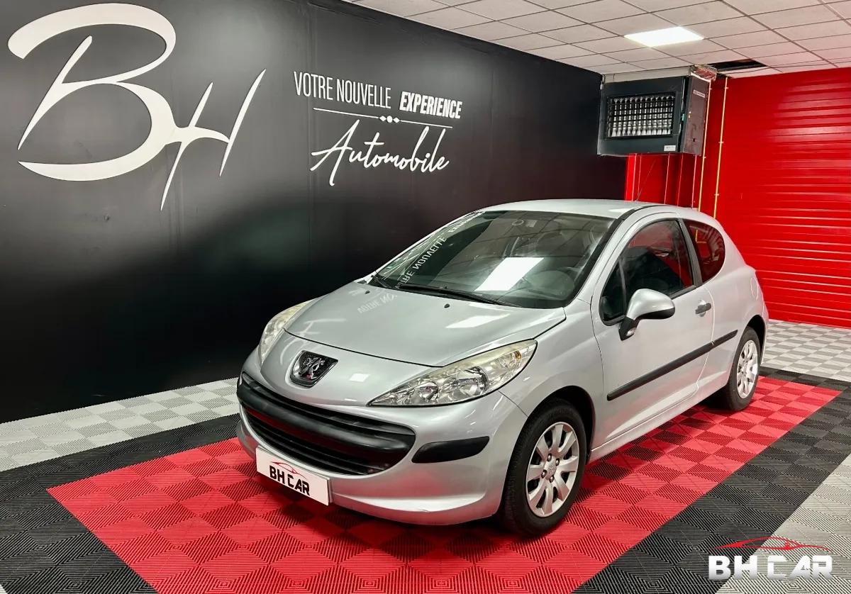 Image: Peugeot 207 1.4 75 URBAN