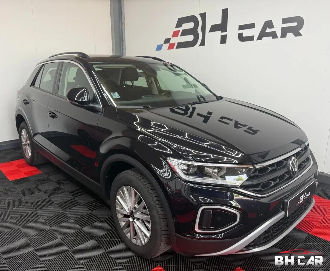 Image: Volkswagen T-roc 1.0 TSI BVM6 Life - 110cv / Apple Carplay / Régule / Clim auto / Digital Cockpit