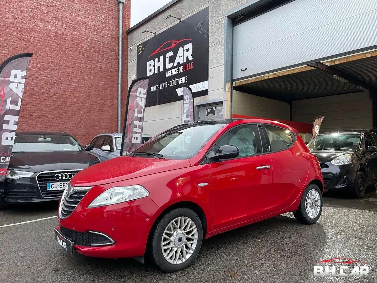 Image: Lancia Ypsilon 0.9 85ch toit ouvrant