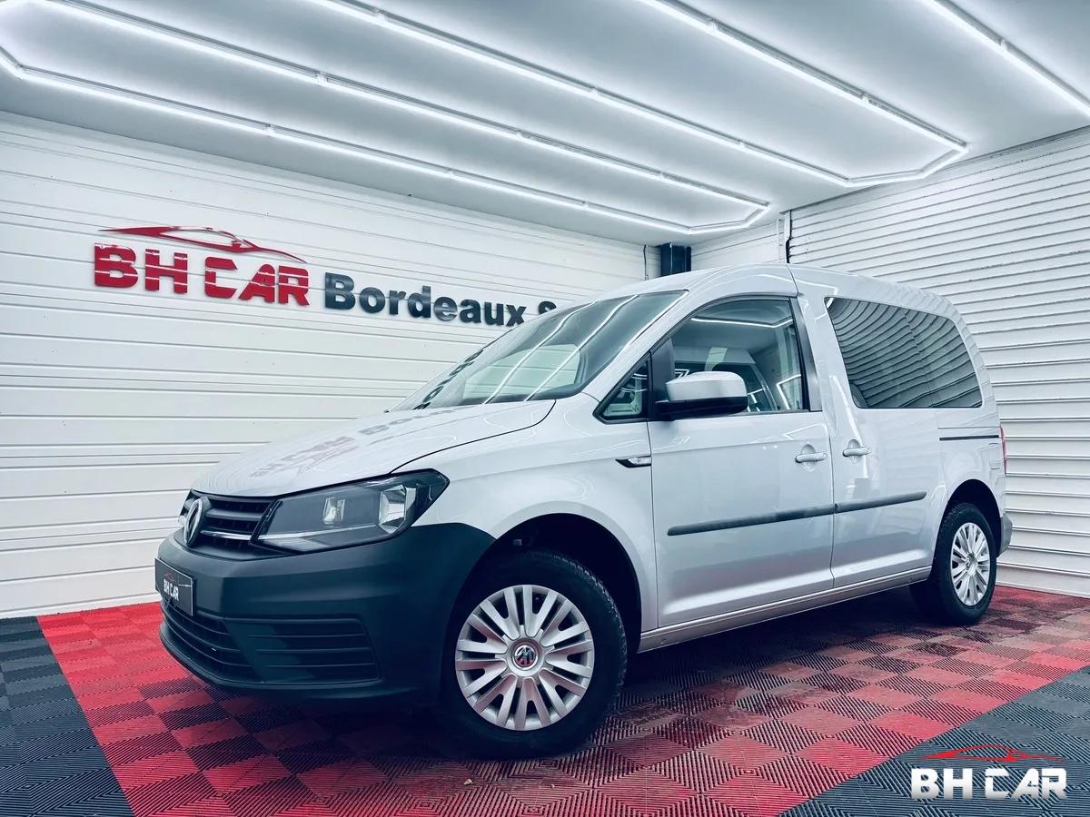 Image: Volkswagen Caddy 2.0 TDI 102cv // ATTELAGE - DSITRIBUTION RÉCENTE