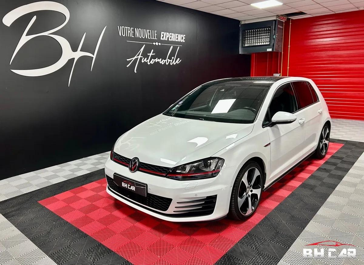 Image: Volkswagen Golf VII 5 Portes GTI 2.0 TFSI 16V DSG6 S&S 220 cv