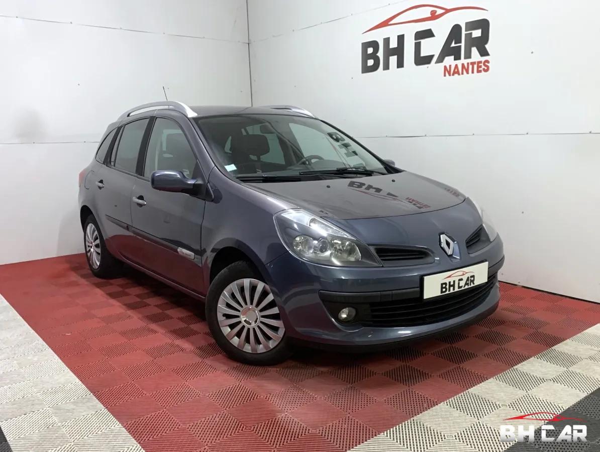 Image: Renault Clio ESTATE 1.2 75 AUTHENTIQUE