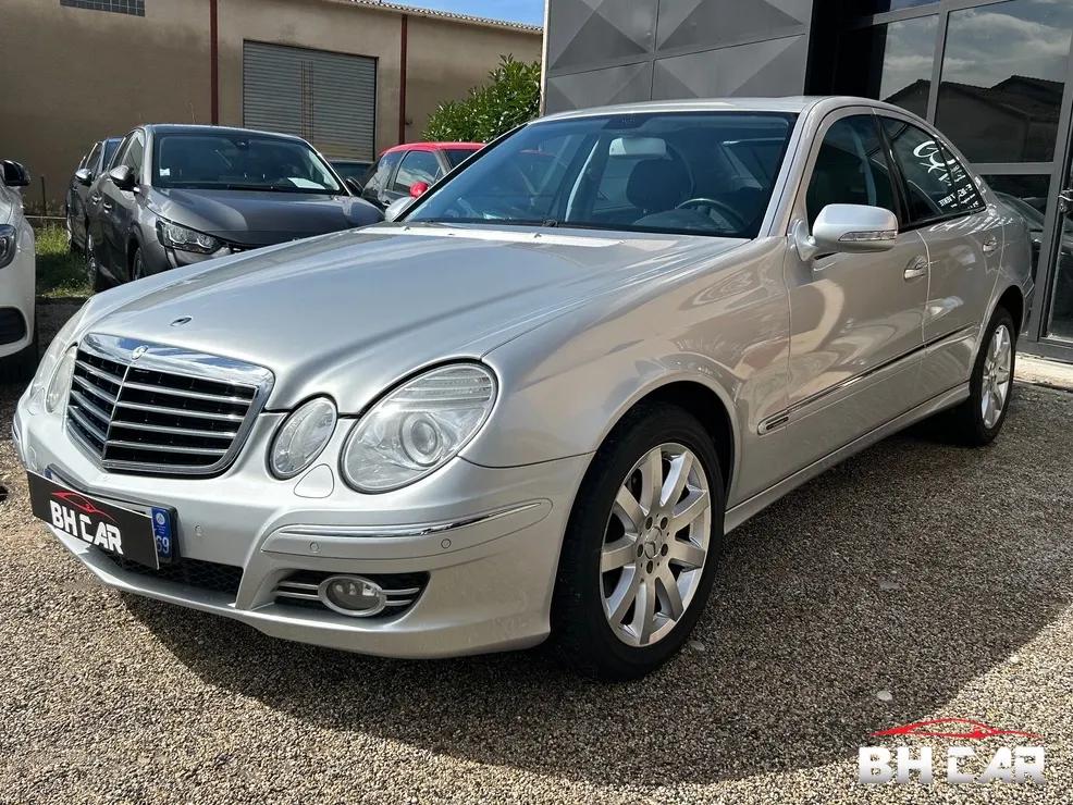 Image: Mercedes Classe E 500 V8 5.0L 387cv 4Matic Avantgarde