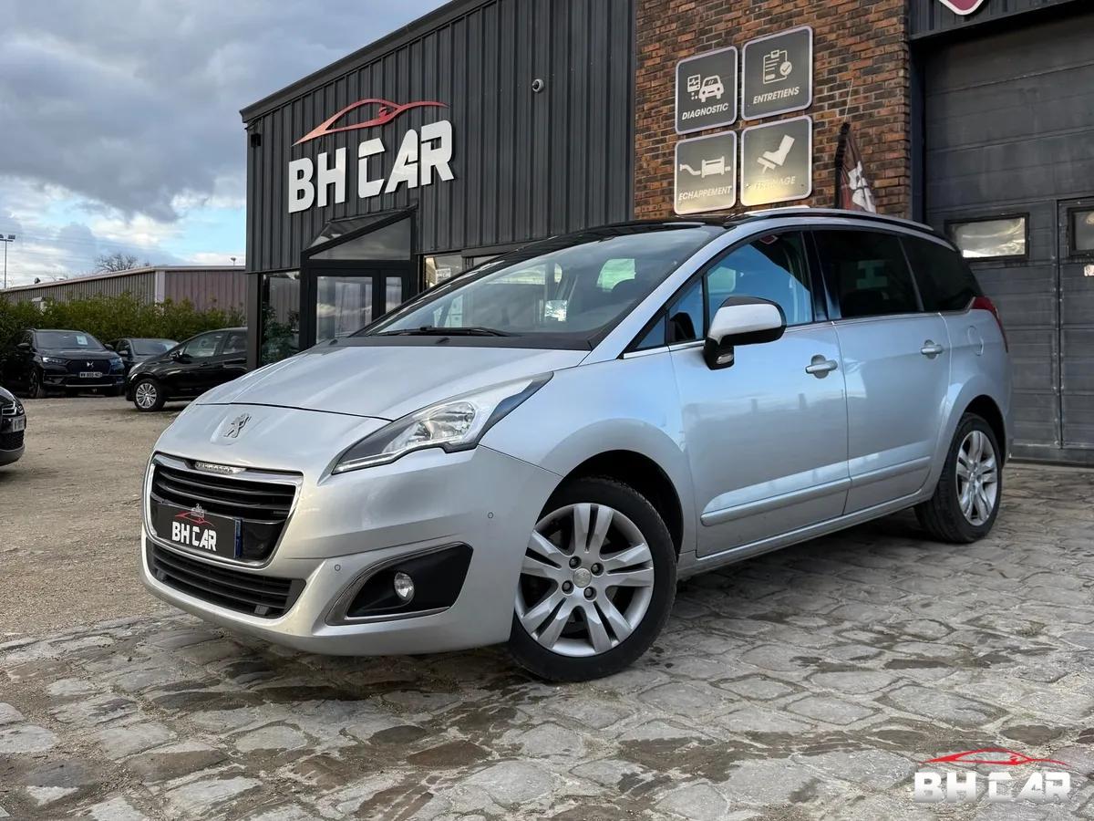 Image: Peugeot 5008 1.6 HDI ALLURE EAT6 TOIT PANORAMIQUE / ATTELAGE / AFFICHAGE TÊTE HAUTE