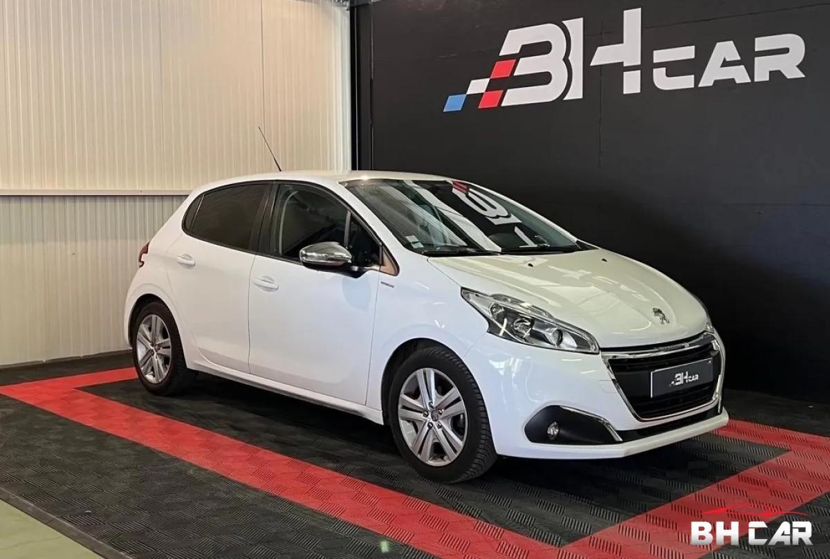 Image: Peugeot 208 GENERATION-I 1.2 PURETECH 80 STYLE ETHANOL