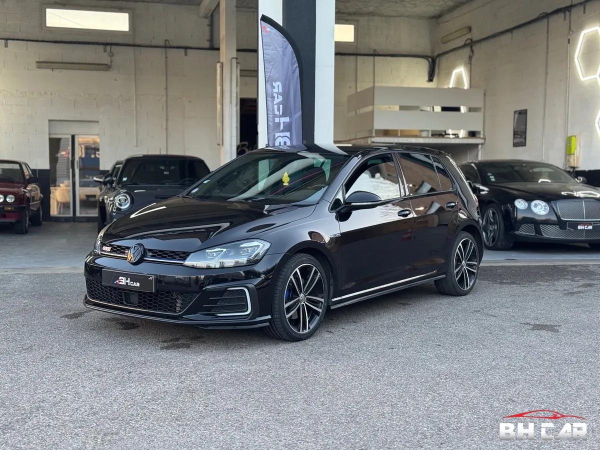 Image: Volkswagen Golf GTE VII Phase 2 1.4 TSI 204 Hybrid DSG6 150cv