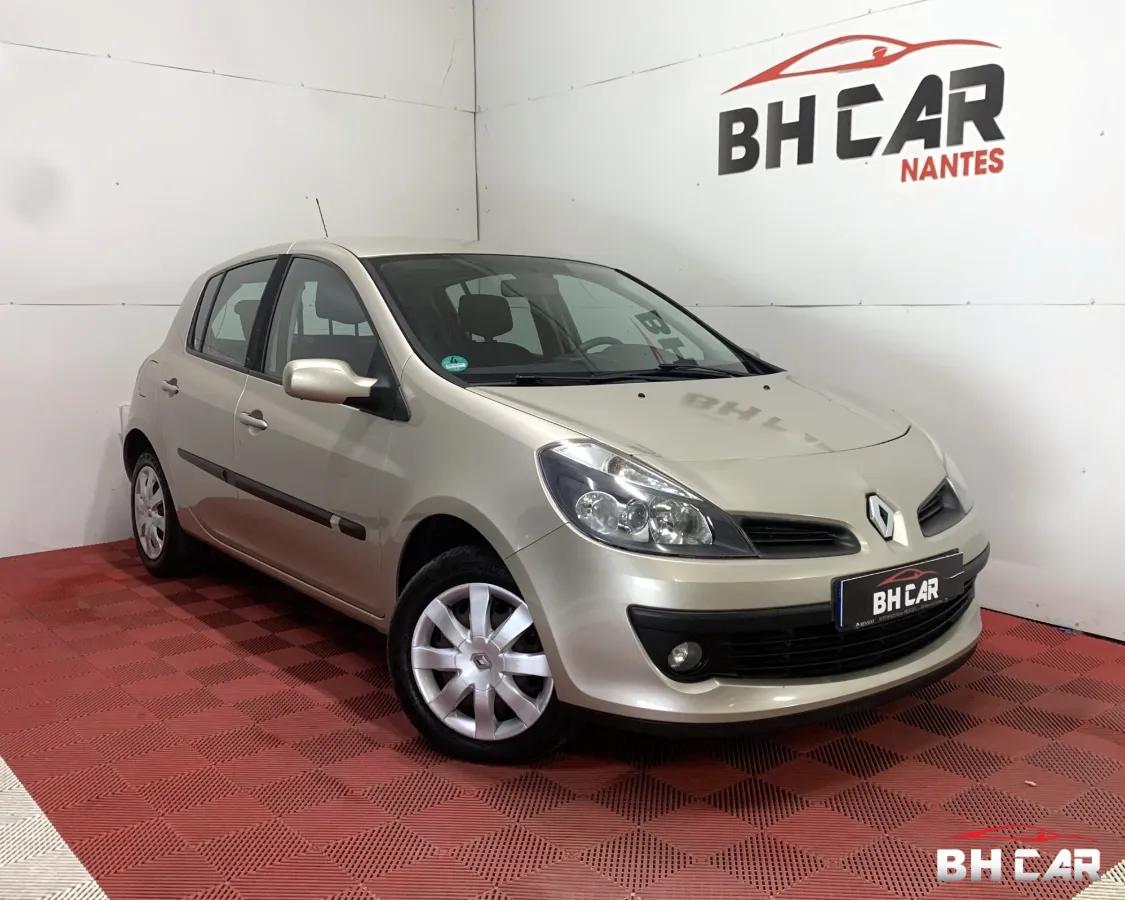 Image: Renault Clio 1.6 110 DYNAMIQUE