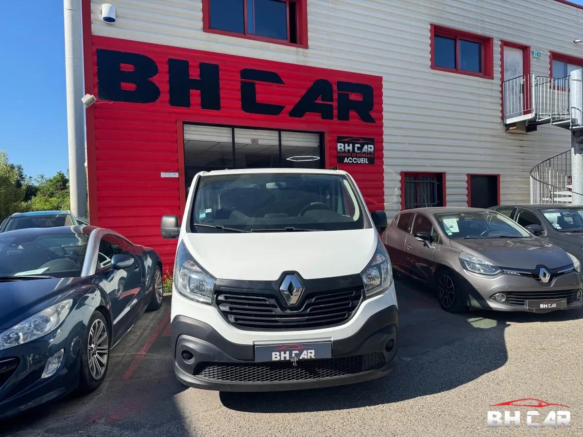 Image: Renault Trafic III COMBI 1.6 DCI 95 9 PLACES // MOTEUR A CHAINE // 1ère main