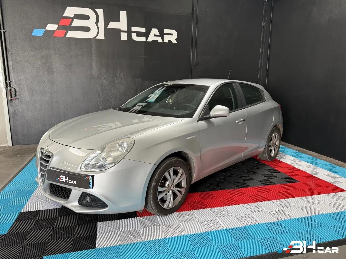 Image: Alfa Romeo Giulietta 2.0 JTDM 140 DISTINCTIVE START-STOP