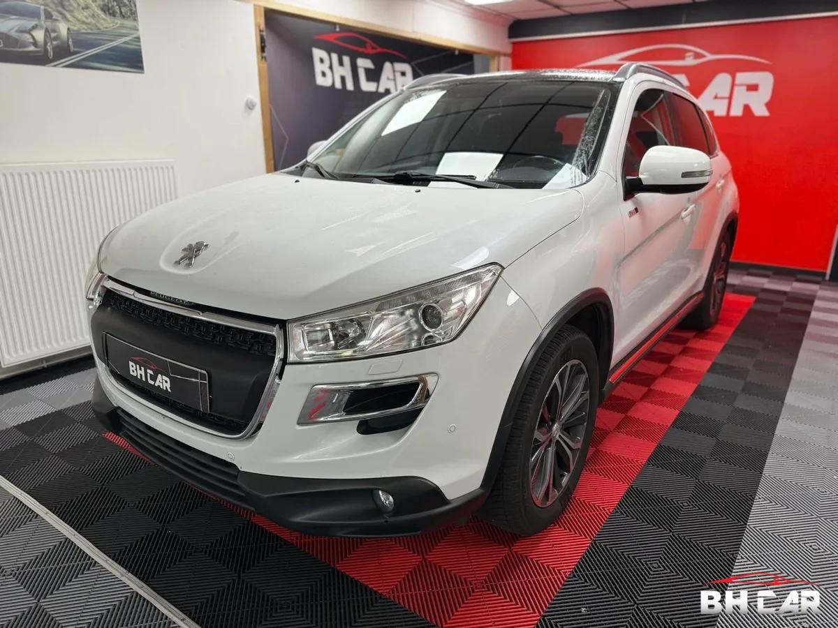 Image: Peugeot 4008 4X4 1.6 HDi BVM6 Style Toit Panoramique