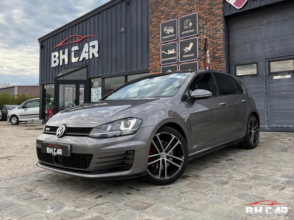 Image: Volkswagen Golf GTD 184 DYNAUDIO / TOIT OUVRANT