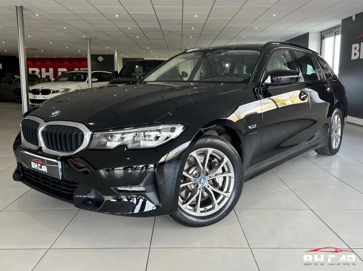 Image: Bmw Serie 3 330E HYBRIDE RECHARGEABLE X-DRIVE 292 CH SPORTLINE 2021 ATTELAGE