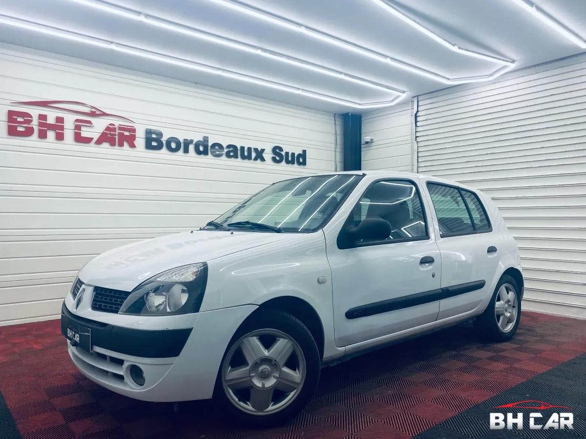 Image: Renault Clio 1.2 75 AUTHENTIQUE // KIT DISTRIBUTION ET EMBRAYAGE NEUF