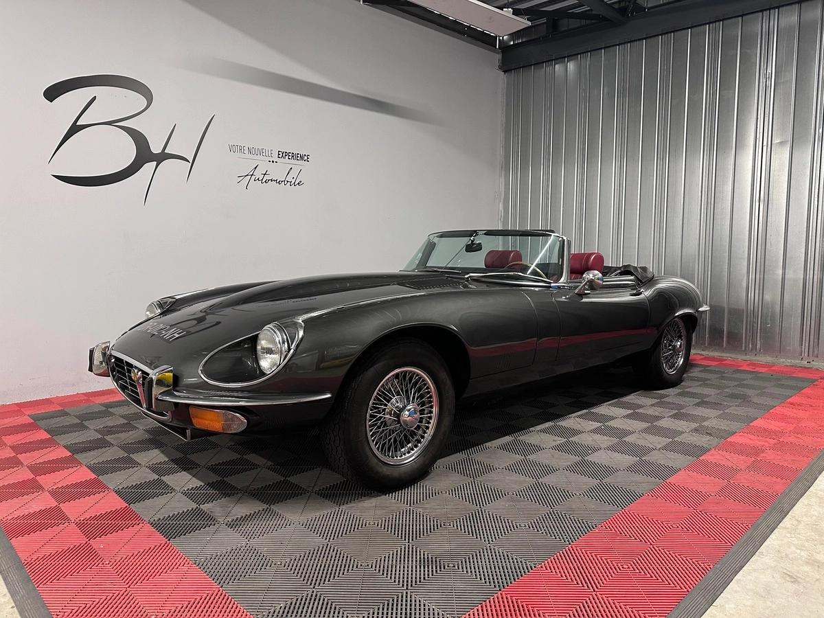 Image: Jaguar E-type V12 - 1974