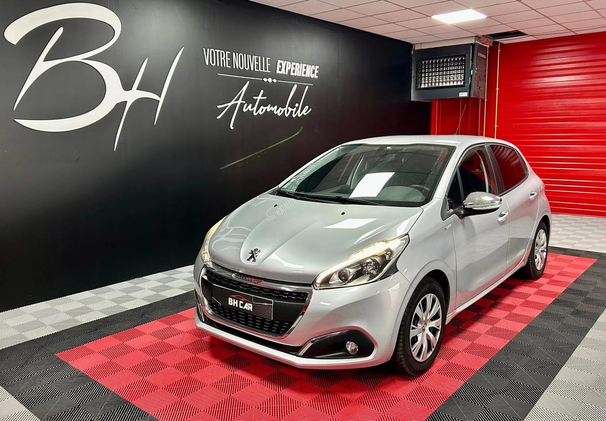 Image: Peugeot 208 Phase 2 URBANSOUL 5 Portes 1.2 VTi 12V 82 cv