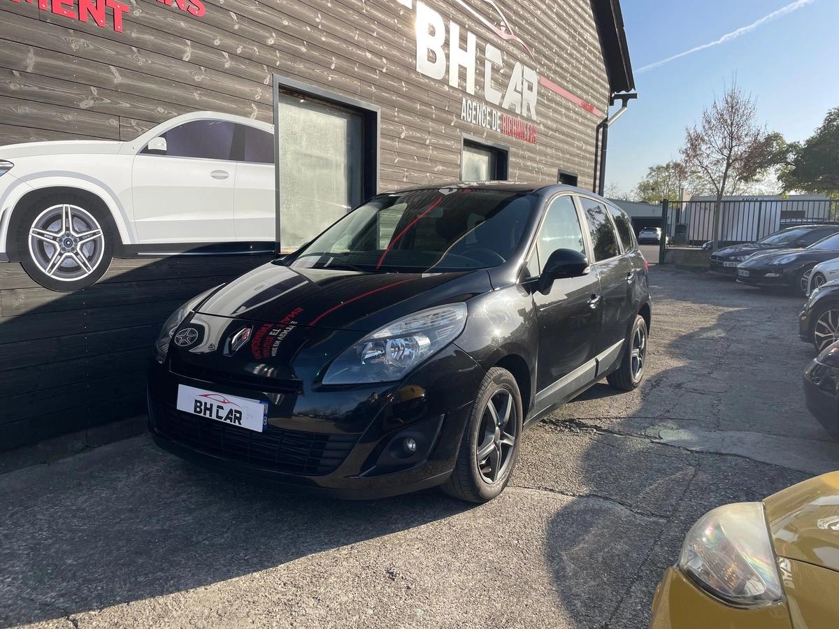 Image: Renault Scenic TCe 130 7 places