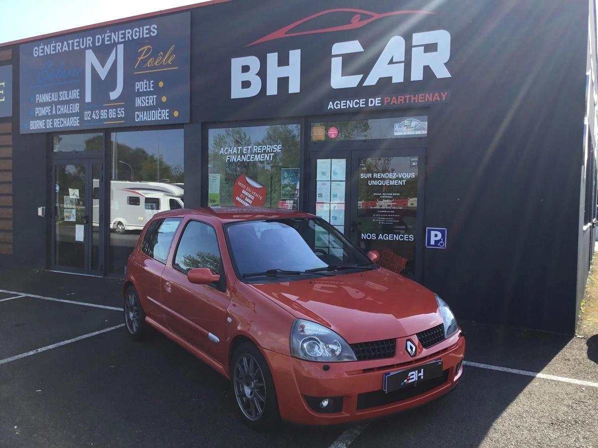 Image: RENAULT Clio 2 (3) RS 2.0 16v 182ch 3p