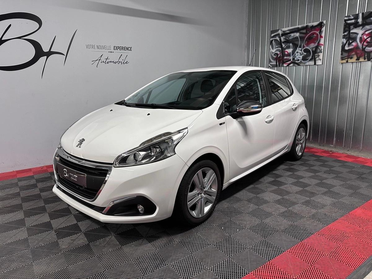 Image: Peugeot 208 1.2L puretech 80CH - STYLE